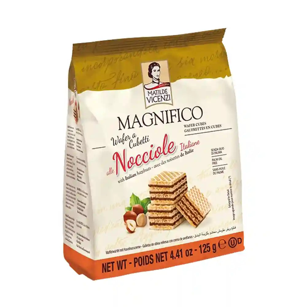 Matilde Vicenzi Magnifico Wafer Cubes Nocciole