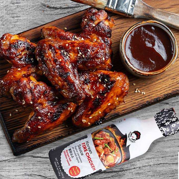 Σάλτσα Ajumma Republic Korean Fire Chicken Sauce 300g