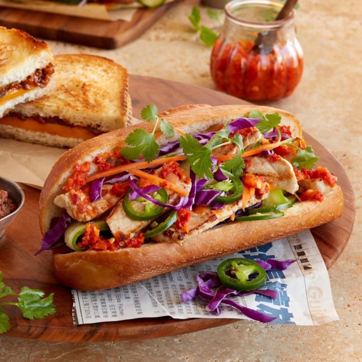 Έτοιμη Σάλτσα Cardinal Sriracha Chili Sauce Squeeze