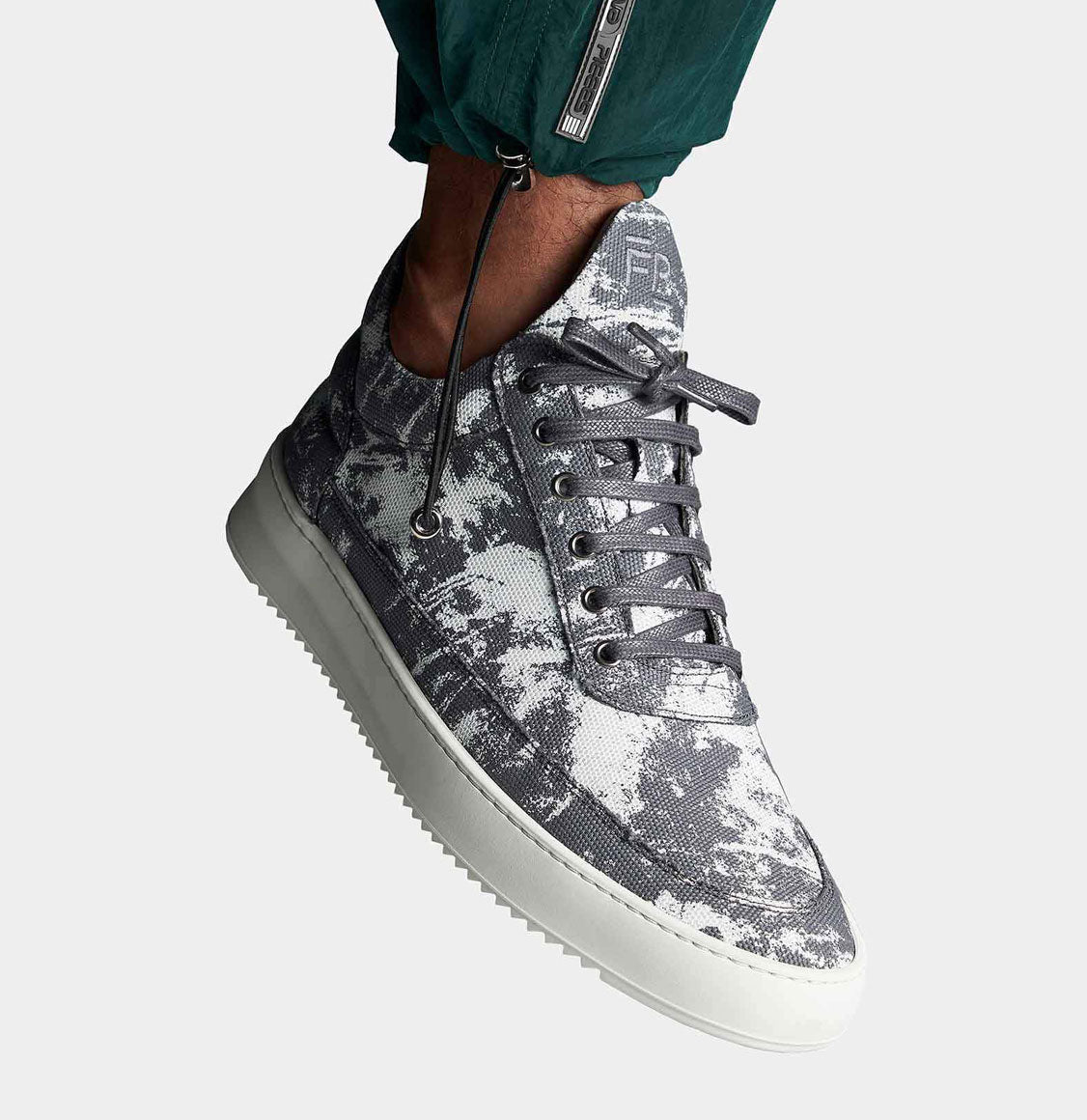 Filling Pieces Low Top Ripple Stroke Grey