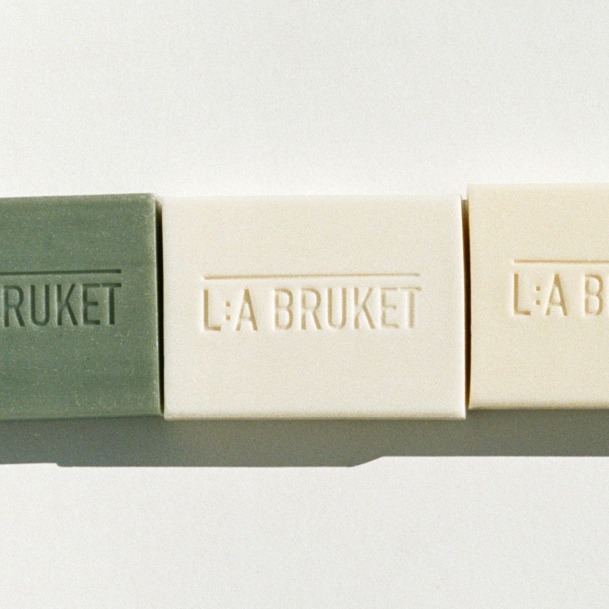 Σαπούνι Απολέπισης Πoδιών LA Bruket Exfoliating Bar Soap Foot Scrub Peppermint