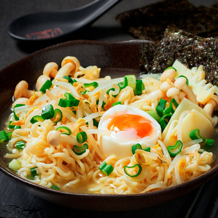 Στιγμιαία Νούντλς Nissin Soba Yakitori Chicken Flavour Noodles