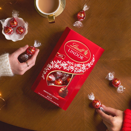 Σοκολατάκια Γάλακτος Lindt Lindor Milk
