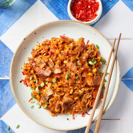 Στιγμιαία Νουντλς Ράμεν Καυτερά Paku Paku Hot Spicy Ramen Noodles Carbonara
