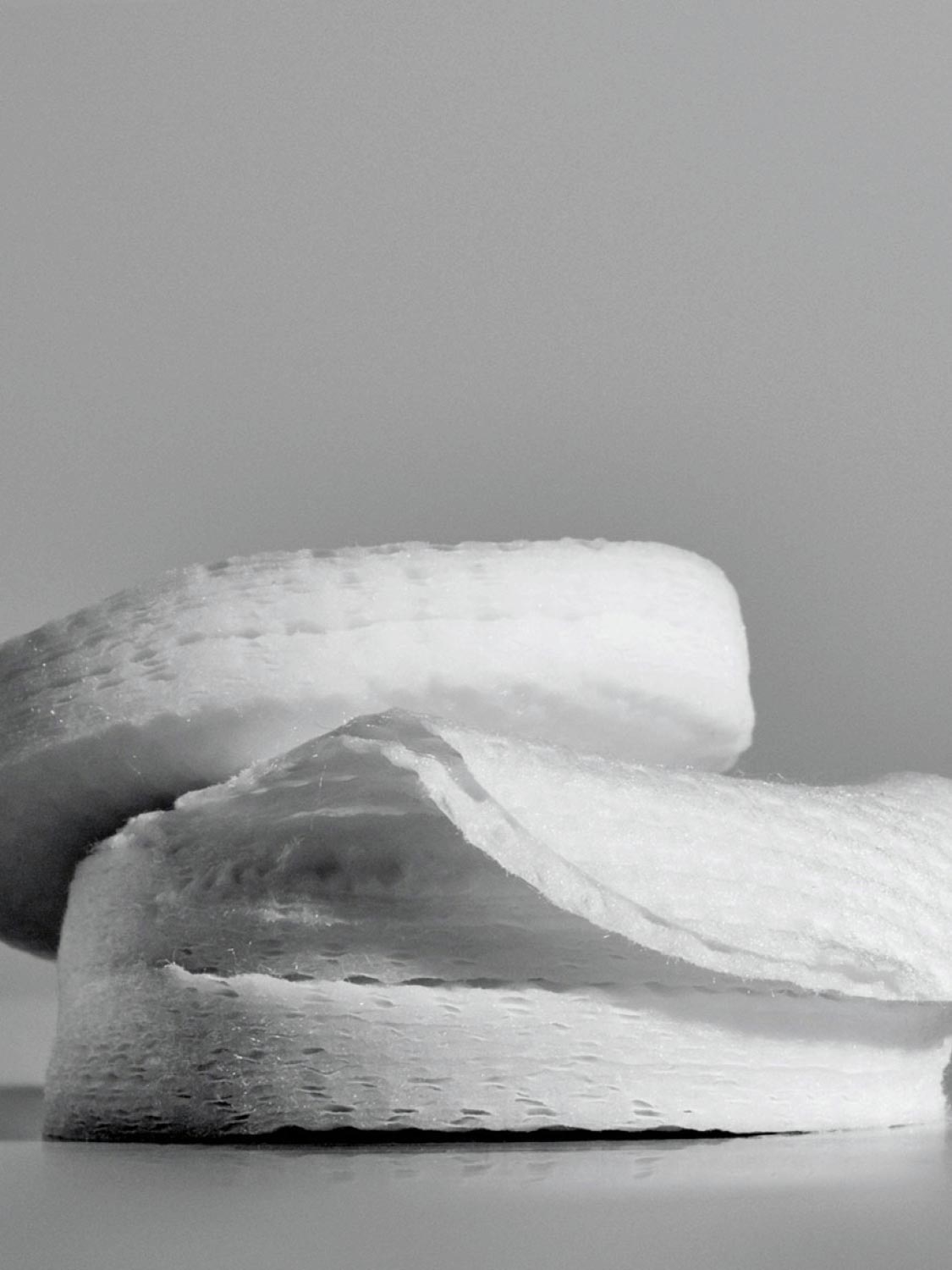 The Grey Exfoliating Toning Pads 60ml