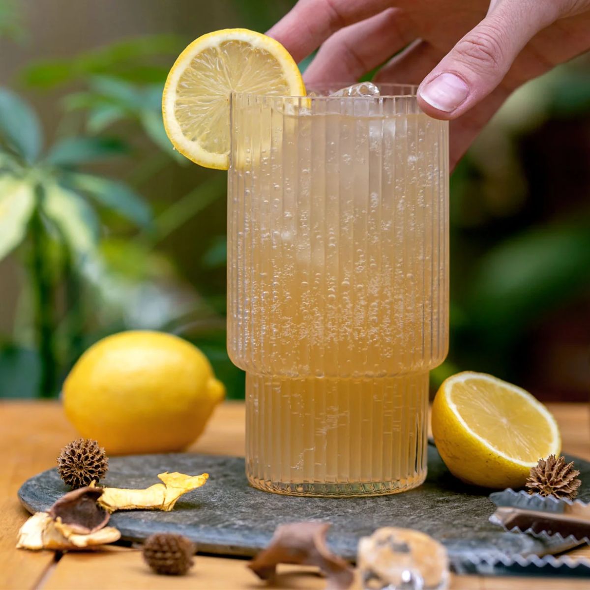 Ανθρακούχο Αναψυκτικό Waitrose Cloudy Lemonade No Added Sugar