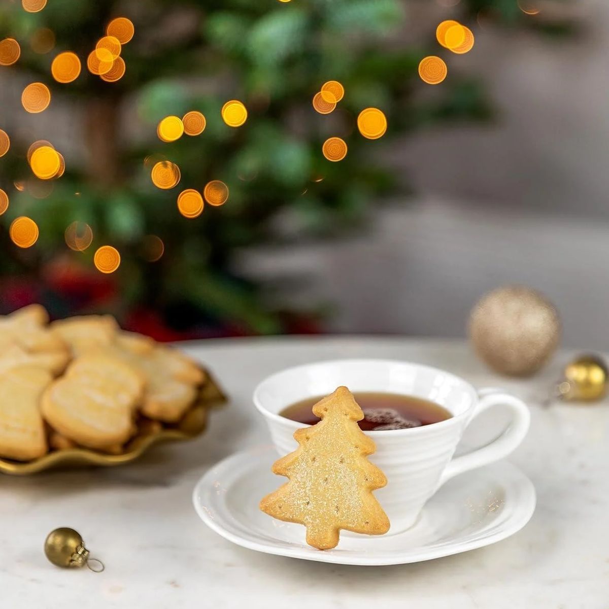 Χριστουγεννιάτικα Μπισκότα Walkers Christmas Pure Butter Shortbread Festive Shapes