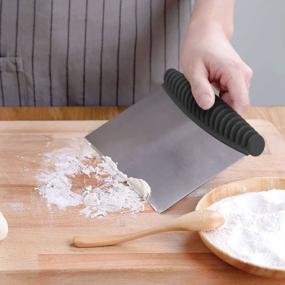 Ανοξείδωτος Κόφτης Ζύμης 10.5x12cm