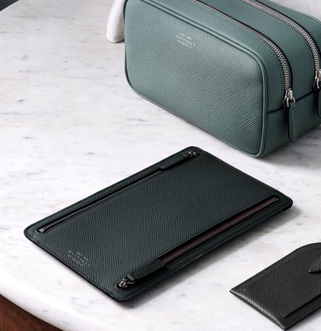 Smythson Zip Currency Case Black