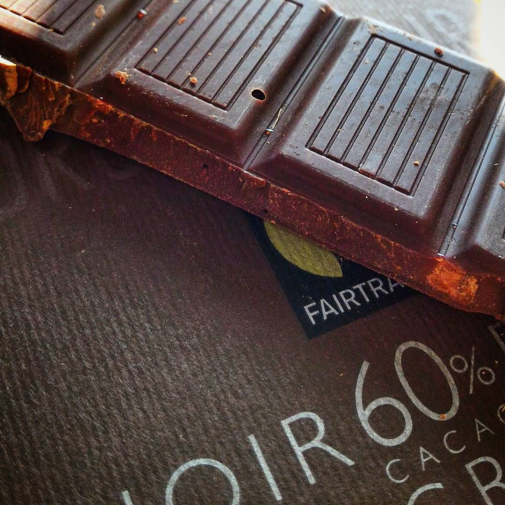 Σοκολάτα Υγείας Βιολογική με Ρόδι Chocolat Stella Original Swiss Organic and Fair Dark 60% Cocoa Pomegranate 100g