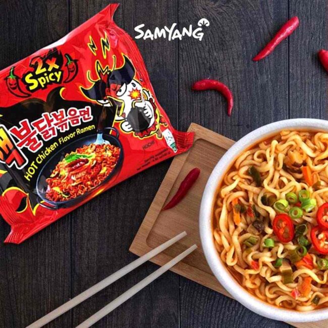 Στιγμιαία Νουντλς Ράμεν Καυτερά Samyang Hot Chicken Ramen 2x Spicy 5x140g
